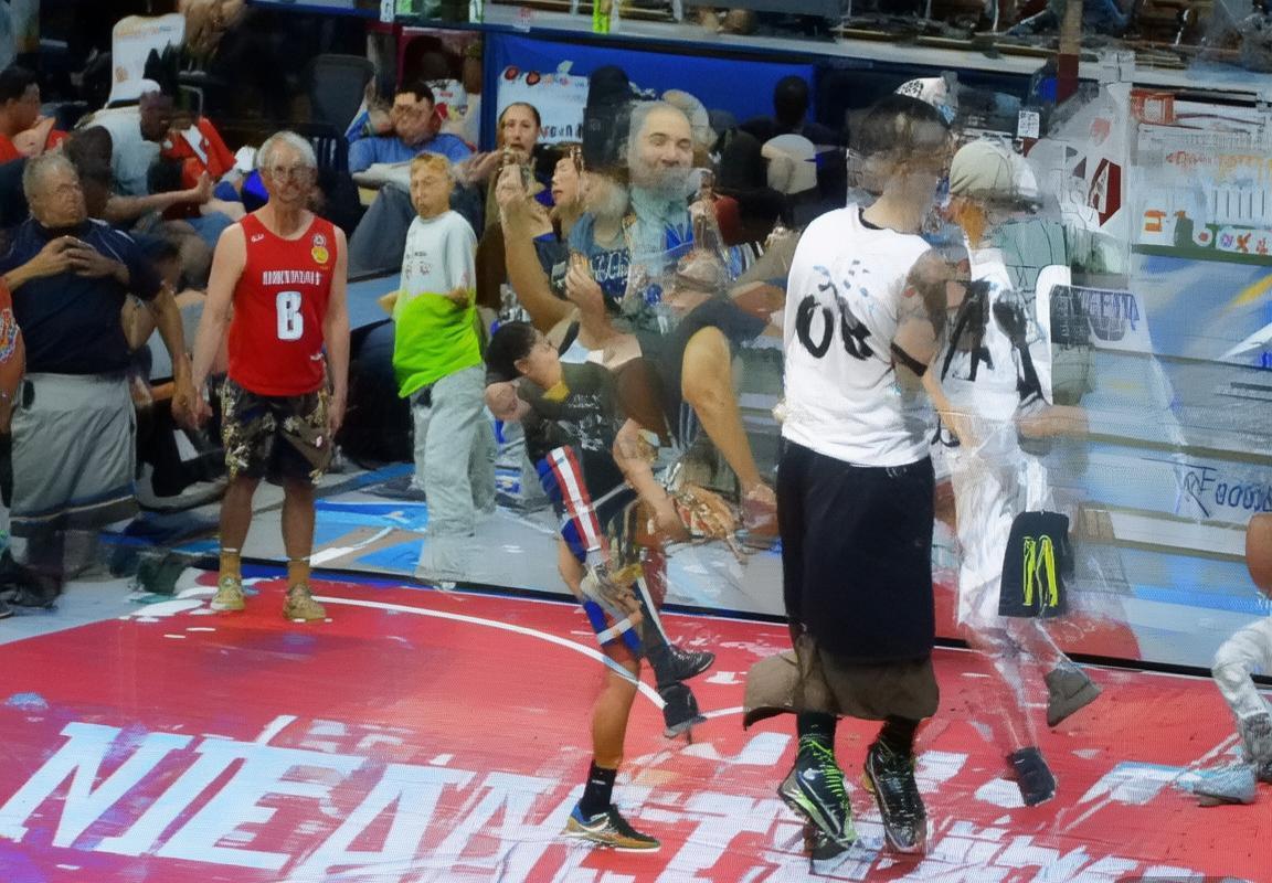 12月12日NBA焦点战：马刺VS太阳巅峰对决精彩回顾(图1)